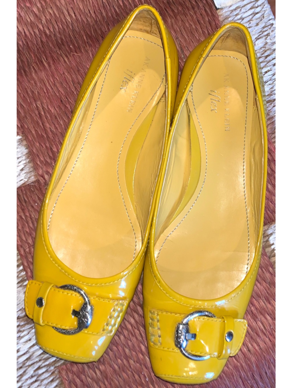 Ann Klein Patent leather flat shoes with silver buckles Women’s size 8.5